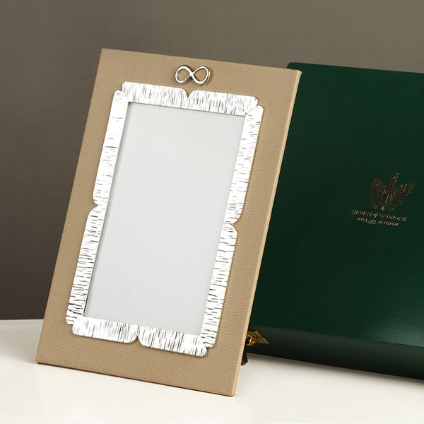 Firenze Infinity Photo Frame